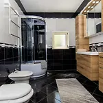 Flora 公寓 特罗吉尔